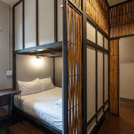 Hostel One Art And Gallery Чиангмай Екстериор снимка