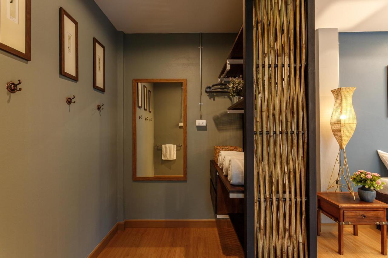 Hostel One Art And Gallery Чиангмай Екстериор снимка